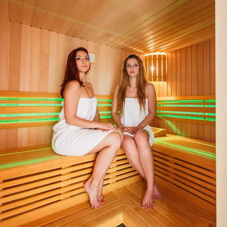 Tatil Evi Strandnahes Mit Garten In Ražanj